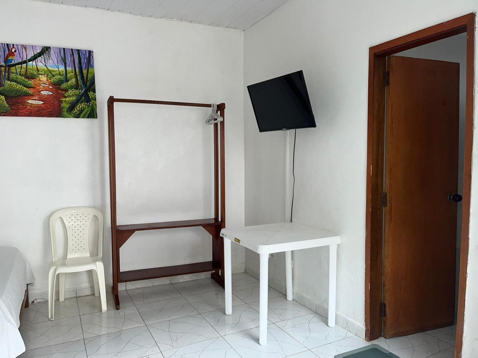Hotel Heliconias Leticia Exterior foto