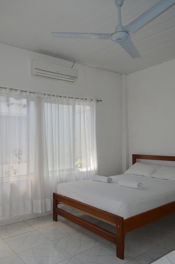Hotel Heliconias Leticia Exterior foto